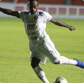 Singo Edan Asah Fisik di Pantai, Targetkan Performa Maksimal di Liga 1